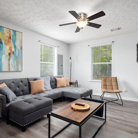 2 Bedroom Ft Moore Retreat コロンバス エクステリア 写真