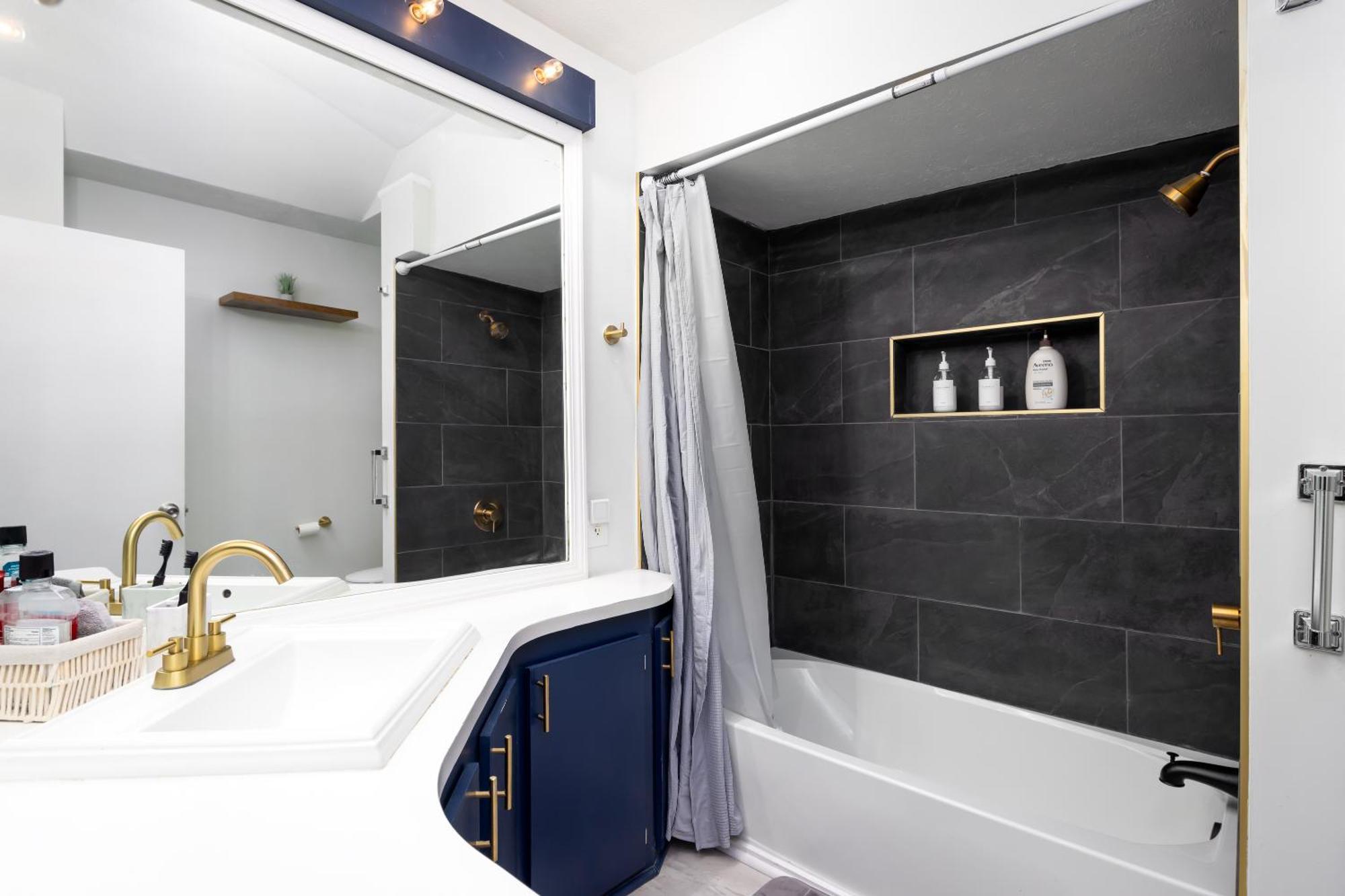 2 Bedroom Ft Moore Retreat コロンバス エクステリア 写真